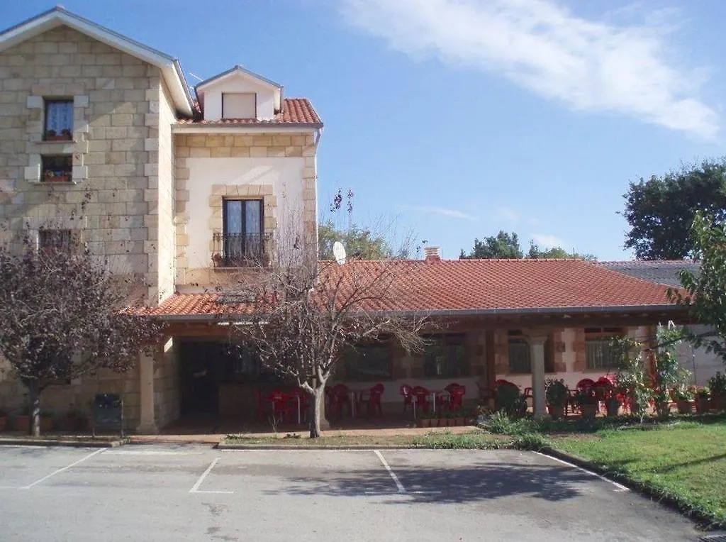 Han/Misafirhane Posada Casa De Julia Parbayon İspanya