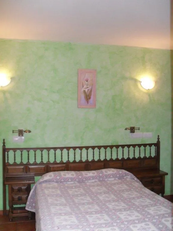 Han/Misafirhane Posada Casa De Julia Parbayon